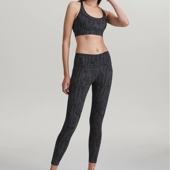 Varley Pants - 2 Pc. Varley Luna Charcoal Legging & Sports Bra Set